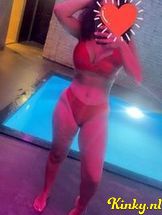 aicha-escort-via-kinky-68d4f81e918ef40013942c41