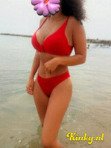 aicha-escort-via-kinky-68ad73a57266d20013b95d7d