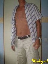 theo-erotische-massage-via-kinky-68b56cd71f33c500124cad33