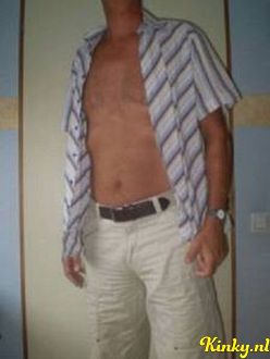 theo-erotische-massage-via-kinky-68b56cd71f33c500124cad33
