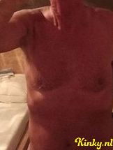 theo-erotische-massage-via-kinky-68b56d8c1240cb0013394192