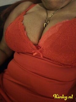 vanessa-escort-via-kinky-67febc45b04b8d00132d67bd