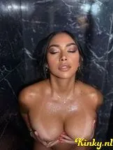 leyana-escort-via-kinky-69160f2b0e66ef00137b6a23