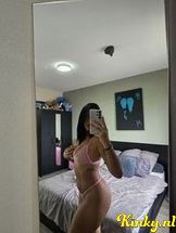 leyana-escort-via-kinky-690a0df435dea800130b1434