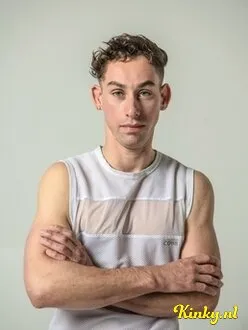 max-erotische-massage-via-kinky-68011dd46f455c0013cfb263