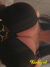 yade-virtual-sex-via-kinky-6827ae80375bfd001318ae78