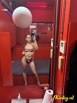 irina-escort-via-kinky-6807b017b650a700133de0e8