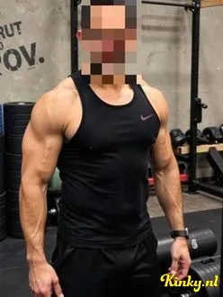 wido-erotische-massage-via-kinky-697b5d586b12d8001314466a