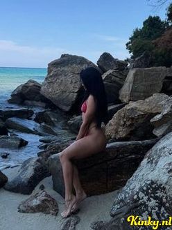 mia-escort-via-kinky-68e52b112f74810013c84c45