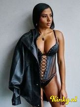 angelica-prive-ontvangst-via-kinky-69529b04380ca90013f0361c