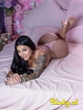 valentina-prive-ontvangst-via-kinky-688204c9375bfd0013193c4e
