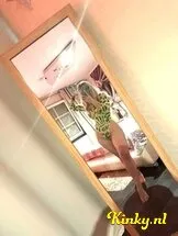 kathy-erotische-massage-via-kinky-682ef041375bfd001318b657