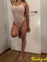 crystal-prive-ontvangst-via-kinky-6925acdc32844c0013f66a01