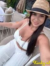 Daniela - very hot and sweet
