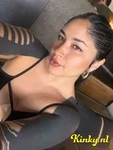 melissa-bdsm-via-kinky-6954f97c3c4c6d00136b9cfc