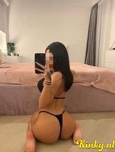 leyla-escort-via-kinky-68f6106f0e66ef00137b2e1a