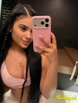 camila-prive-ontvangst-via-kinky-69b4d798c8f4ff0013e0ae10