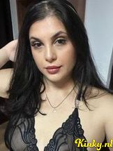 nikkie-virtual-sex-via-kinky-6923012bf044d900134e665a