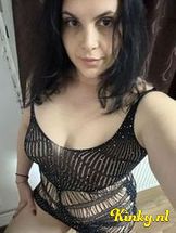 nikkie-virtual-sex-via-kinky-695a75d9df87af001276058e