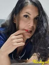 nikkie-virtual-sex-via-kinky-68e63853b6e471001315fa0a