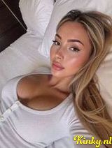 Sophia - sweet naughty bad girl