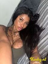 Novva - NL geile exotische ebony & groene ogen