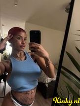 novva-escort-via-kinky-68dd3ac2f2706a00138dd09d