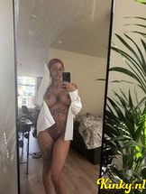 novva-escort-via-kinky-68daa89d7e9b92001310b002