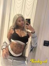 Novva - NL geile exotische ebony & groene ogen