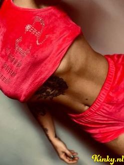 nova-erotische-massage-via-kinky-68b8af1c2db4460014135c84