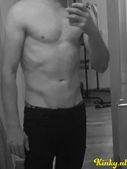 jay-erotische-massage-via-kinky-6822d8bb31f4b00013b9fd6c