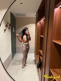 luna-prive-ontvangst-via-kinky-6940acea913944001278aa8f