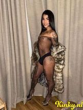 vaiolet-prive-ontvangst-via-kinky-6901e539f044d900134e2f31