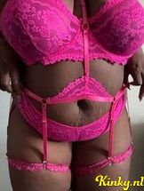 rosalina-escort-via-kinky-68508ac731f4b00013ba41d2