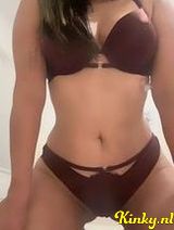 Larissa - Paraty girl