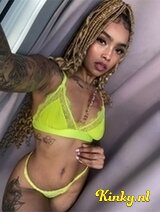 Emi - happy / Hot Girl - 100 LATINA . Party complaciente