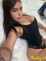 Safira - Hot Brazilian Girl