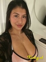 María - María