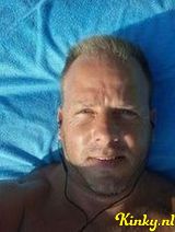 Stefan - Omdat je het waard bent.