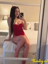 Evelin - Hi I’m new in the town 