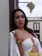 samantha-prive-ontvangst-via-kinky-68f8f5562ae1c7001222d42e
