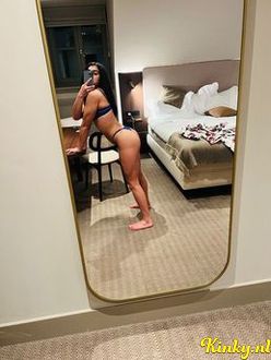 evaa-prive-ontvangst-via-kinky-6923a3c00e66ef00137b83cd