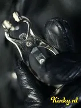 meesteres-darcy-bdsm-via-kinky-6947d445df7d040013edbc2a