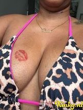 lizzy-virtual-sex-via-kinky-68d5ee9f6414c600131a4f08