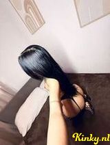 Estefany - Good threesome with new girl in the city