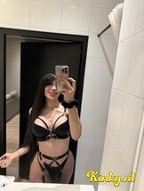 ivanoska-prive-ontvangst-via-kinky-68481e924783f70013b0f55a