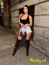ivana-prive-ontvangst-via-kinky-684a89ad43e4b9001386f076