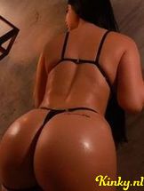 tifany-prive-ontvangst-via-kinky-68b9ab122db4460014135dd2