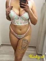 tina-virtual-sex-via-kinky-69429baea4621a001304917a