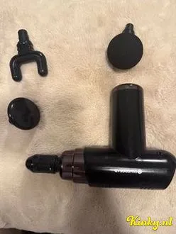 dina-erotische-massage-via-kinky-6942b8c5dc325d0013ba1175